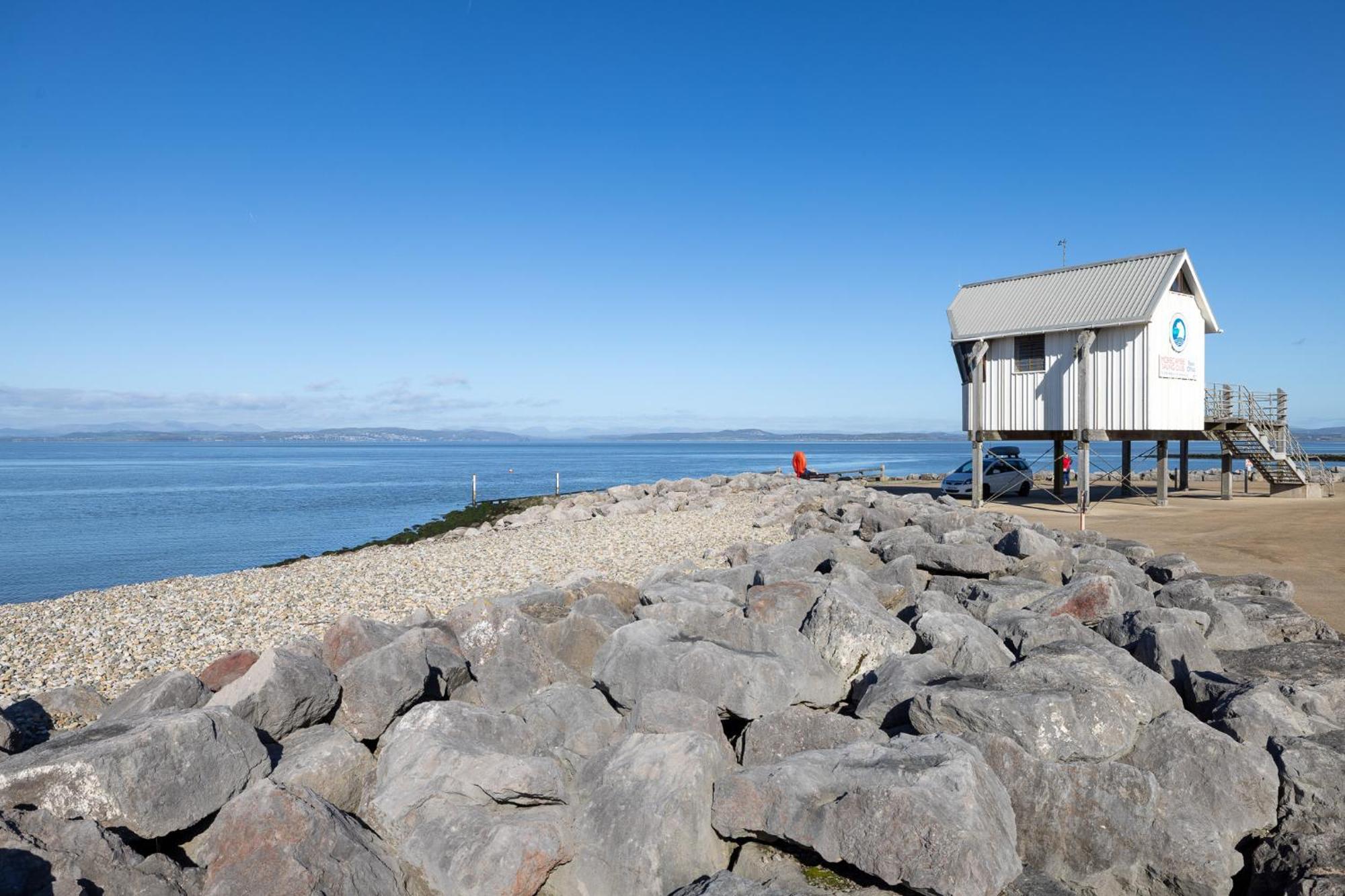 Eden Rose Hot-tub Jacuzzi Morecambe-bay *